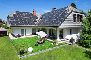 Terrace with view towards the valley